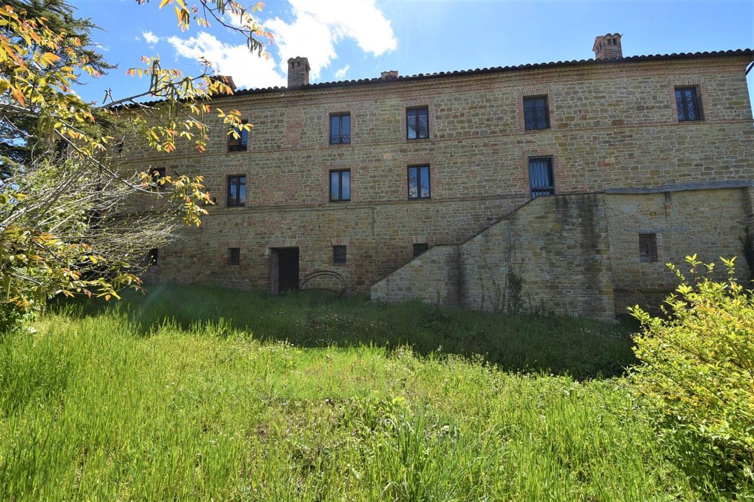 Country House in Gualdo, Marche, Italy 1 - 13070845