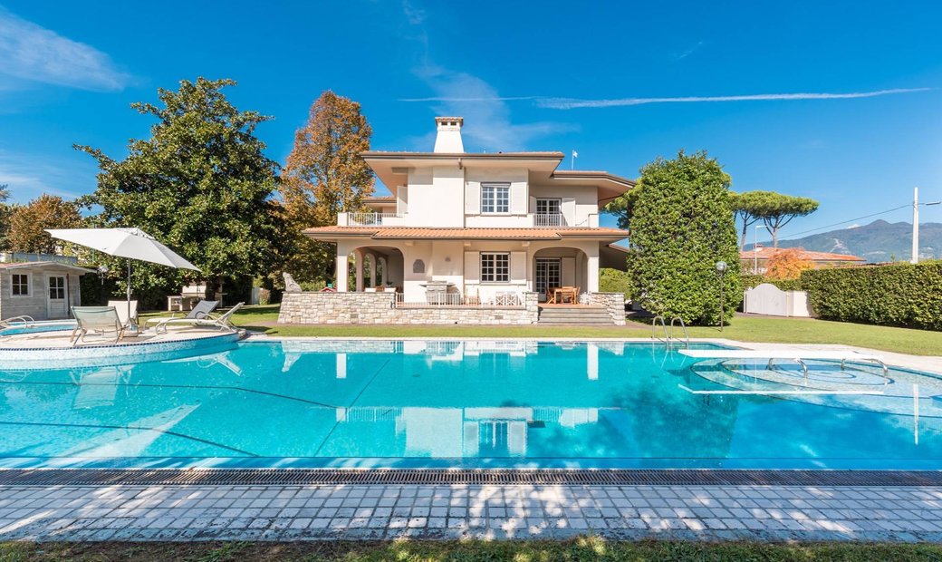 Villa In Affitto A Forte Dei Marmi, Roma In Forte Dei Marmi, Tuscany
