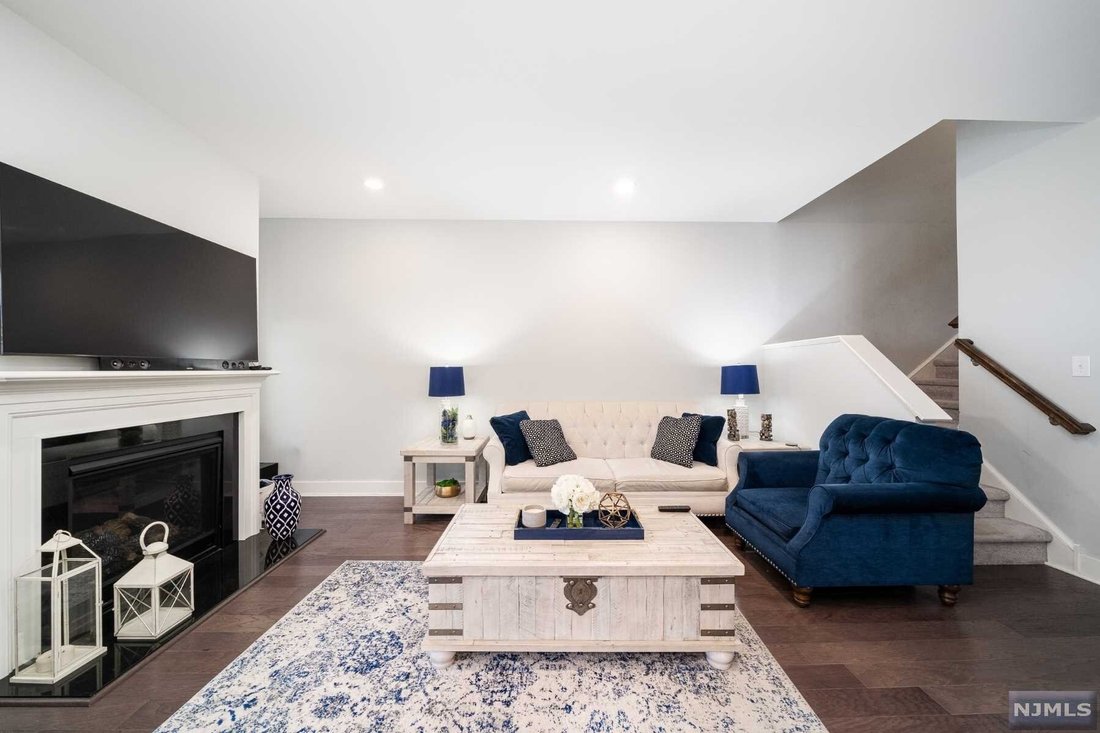 1206 Paxton Lane In Monroe Township, New Jersey, United States For Sale