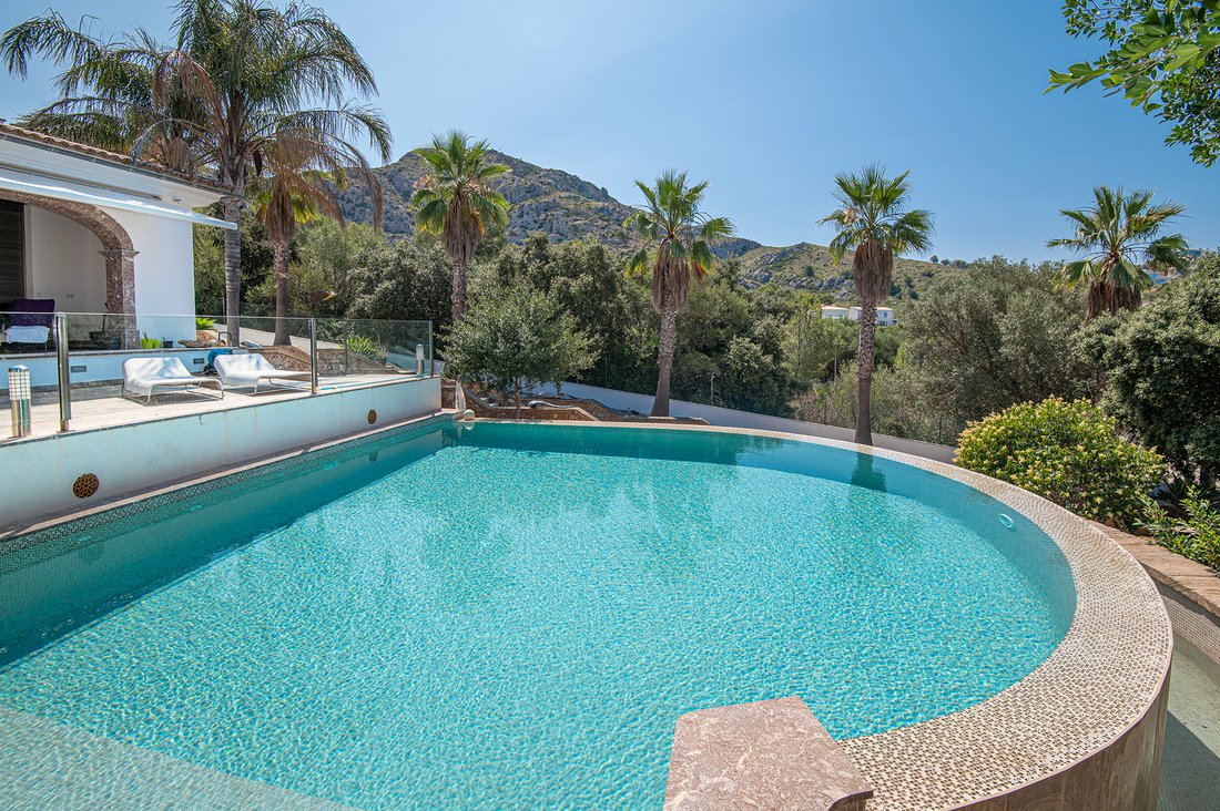Villa in Alcudia, Balearic Islands, Spain 3 - 13072974