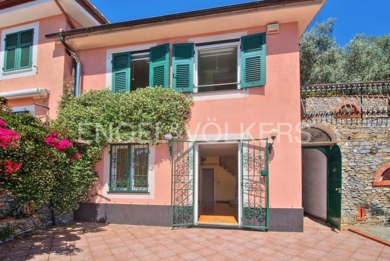 Sea View Villa With Garden In Recco, Liguria, Italy For Sale (13080979)
