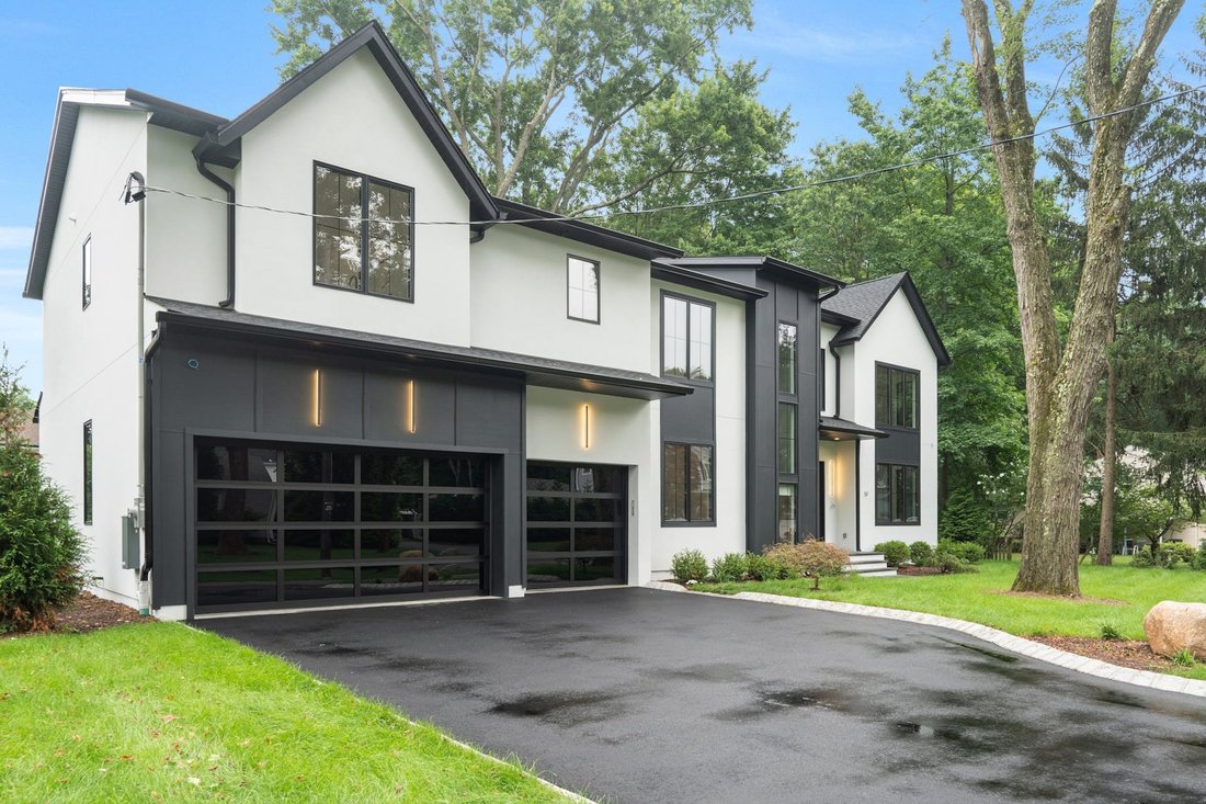 51 Harrison Street, ,, Nj, 07641 In Haworth, New Jersey, United States