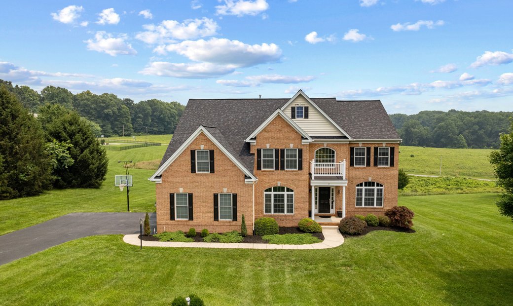 Green Valley Estates Colonial In Reisterstown, Maryland, United States