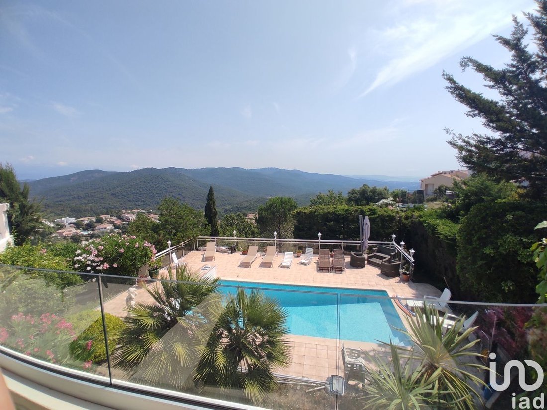 Vente In Les Adrets De L'estérel, Provence Alpes Côte D'azur, France