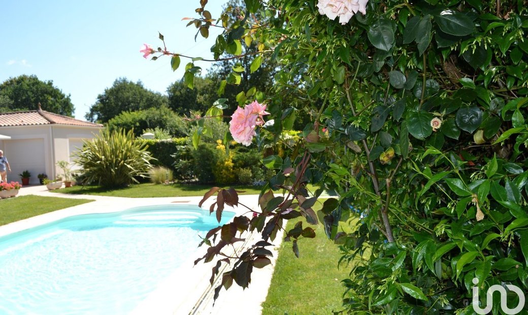 Vente Maison/Villa 7 Pièces In Talmont Saint Hilaire, Pays De La Loire