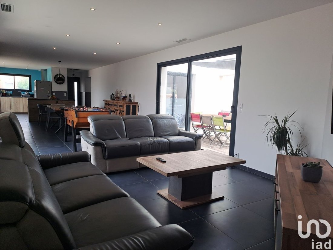 Vente Maison/Villa 6 Pièces In Leucate, Occitanie, France For Sale