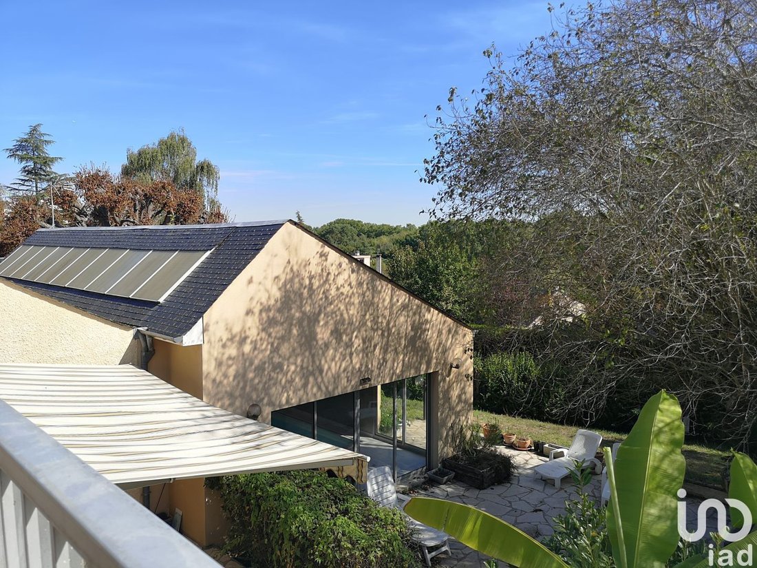 Vente Maison/Villa 12 Pièces In Le Mesnil Le Roi, île De France, France