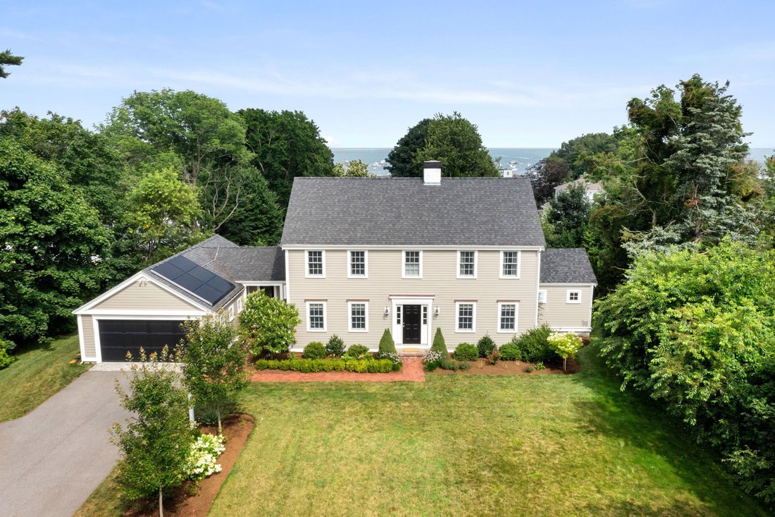 387 Washington Street In Duxbury, Massachusetts, United States For Sale