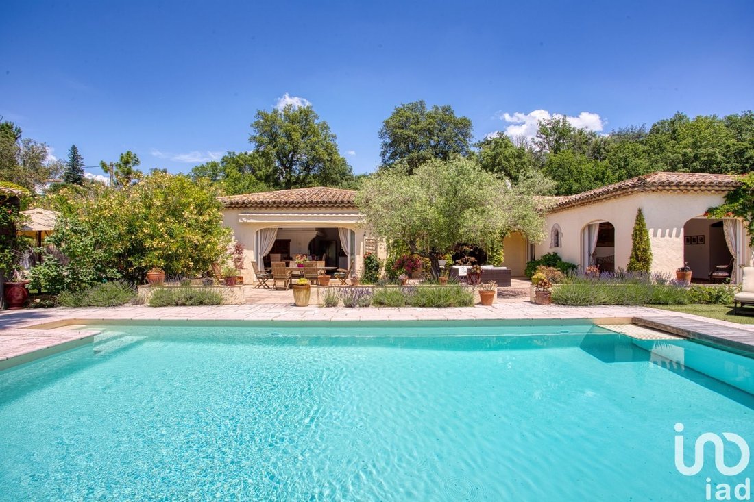 Vente In Les Adrets De L'estérel, Provence Alpes Côte D'azur, France