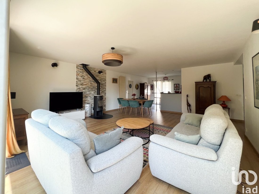 Vente Maison/Villa 6 Pièces In Bourg La Reine, île De France, France