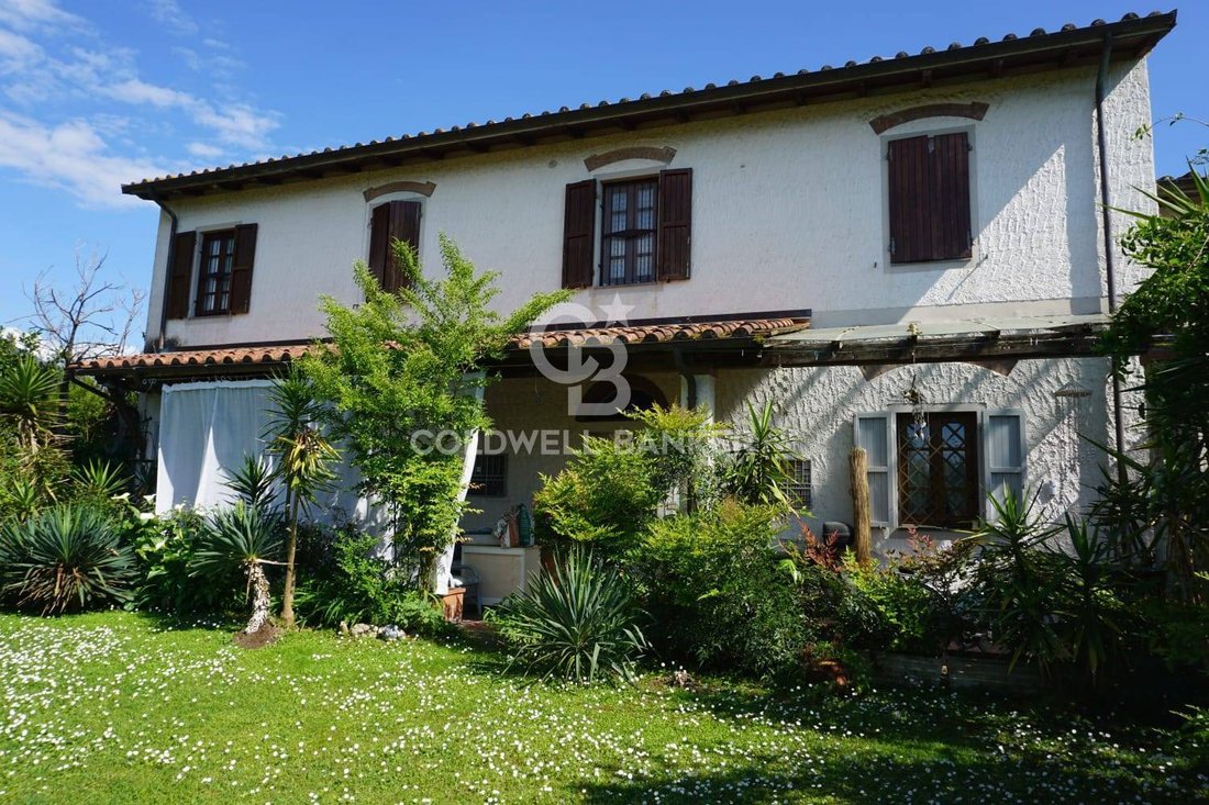 Country House in Pietrasanta, Tuscany, Italy 3 - 13078687