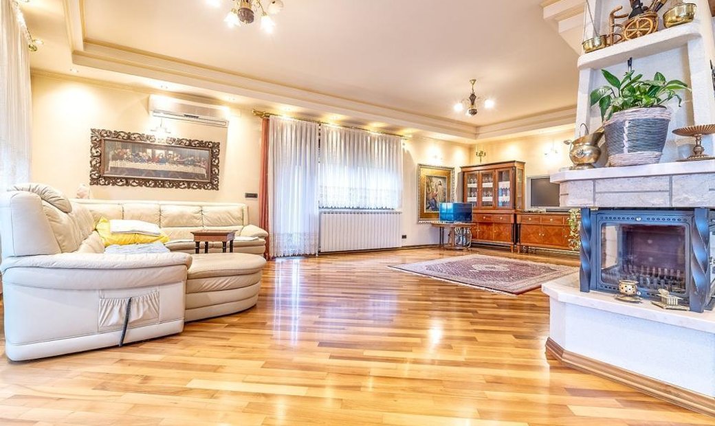 Villa For Sale In Gajnice, Zagreb And In Zagreb, City Of Zagreb