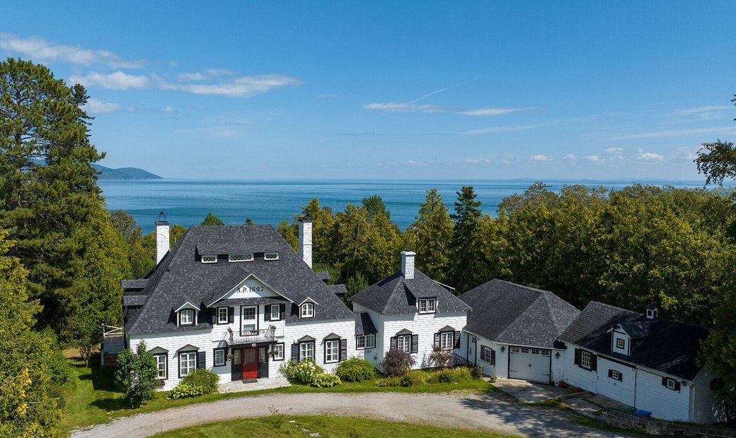 La Malbaie, Capitale Nationale In La Malbaie, Quebec, Canada For Sale
