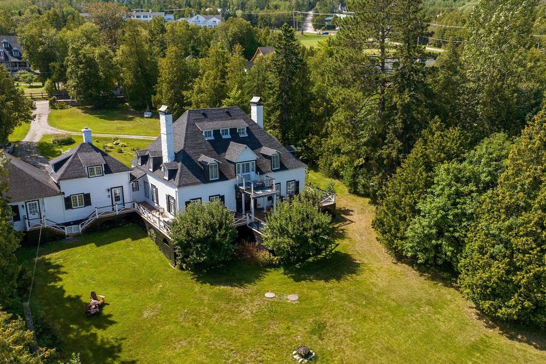 La Malbaie, Capitale Nationale In La Malbaie, Quebec, Canada For Sale