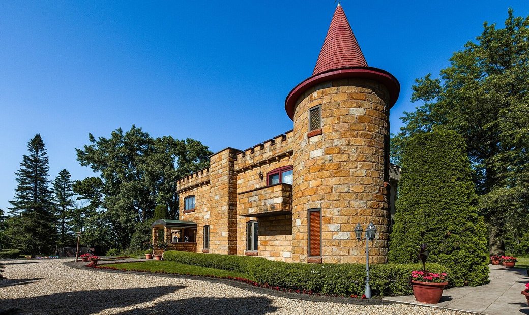 L'assomption, Lanaudière In L'assomption, Quebec, Canada For Sale ...