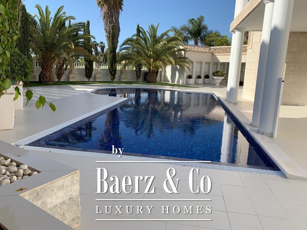 Estate in La Caleta, Adeje, Canary Islands 1 - 13083421