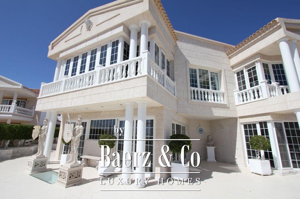 Estate in La Caleta, Adeje, Canary Islands 2 - 13083421