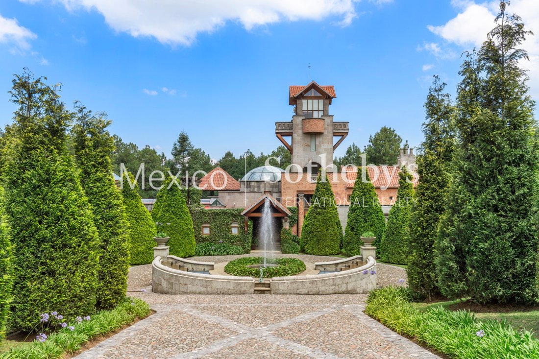 Estate in Naucalpan de Juárez, State of Mexico, Mexico 2 - 13084237