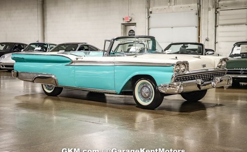 1959 Ford Fairlane 500 Skyliner in Grand rapids, MI, United States 1