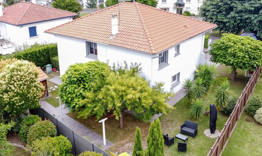 Anglet Quartier Montbrun Maison In Anglet, Nouvelle Aquitaine, France ...