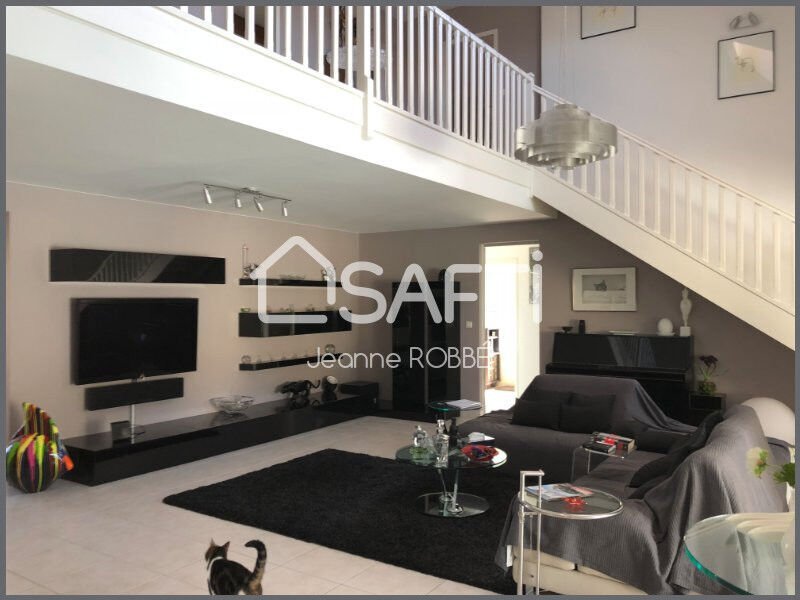 Maison D' Architecte 270 M2, Dpe A, In Dijon, Bourgogne Franche Comté