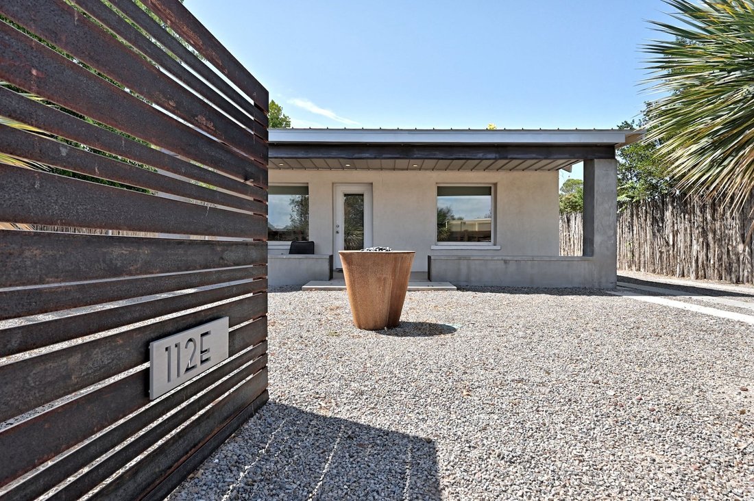 House in Marfa, Texas, United States 1 - 13084247