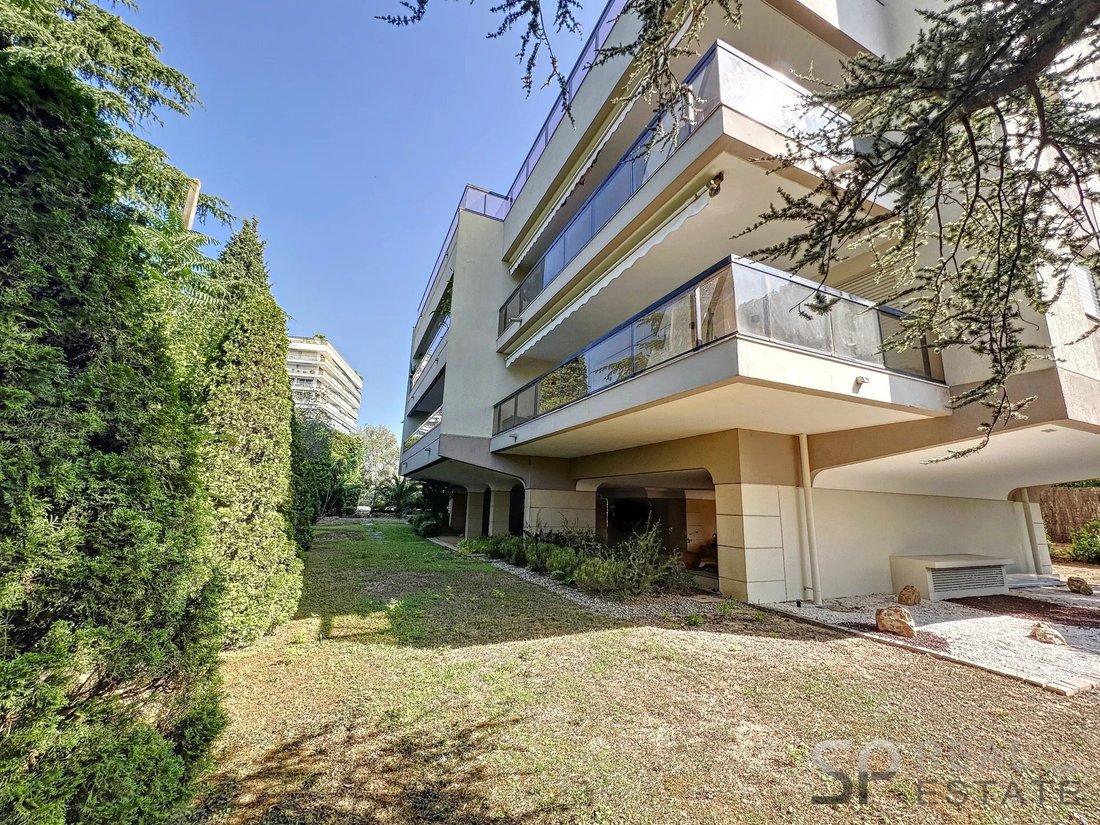 Apartment in Cannes, Provence-Alpes-Côte d'Azur, France 2 - 13085996