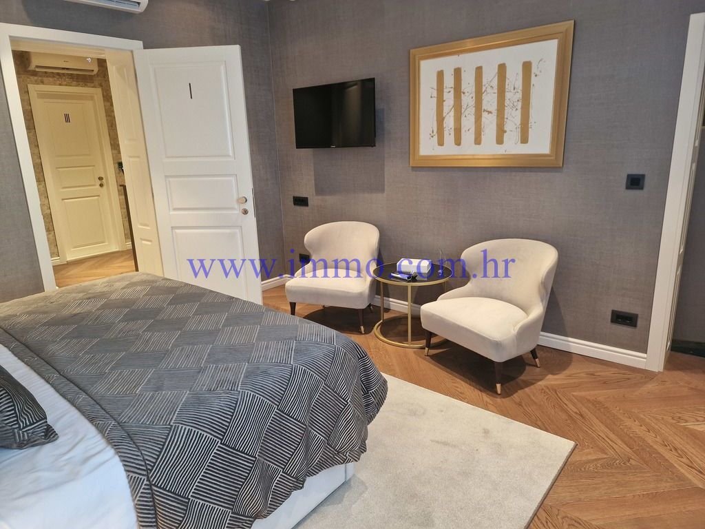 Apartment in Gradski kotar Grad, Split, Split-Dalmatia County 5 - 13086865