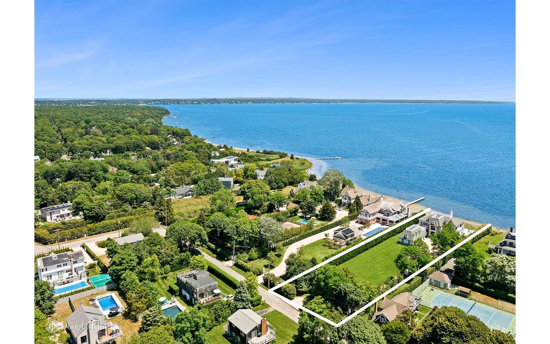 House Hampton Bays In Hampton Bays, New York, United States For Sale
