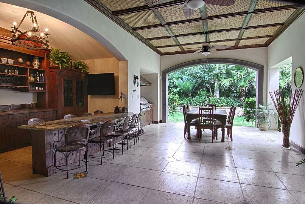 House in Santa Ana, San José Province, Costa Rica 2 - 13087033