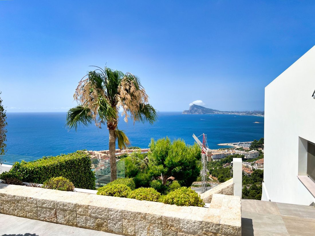 Villa in Calp / Calpe, Valencian Community, Spain 5 - 13087579
