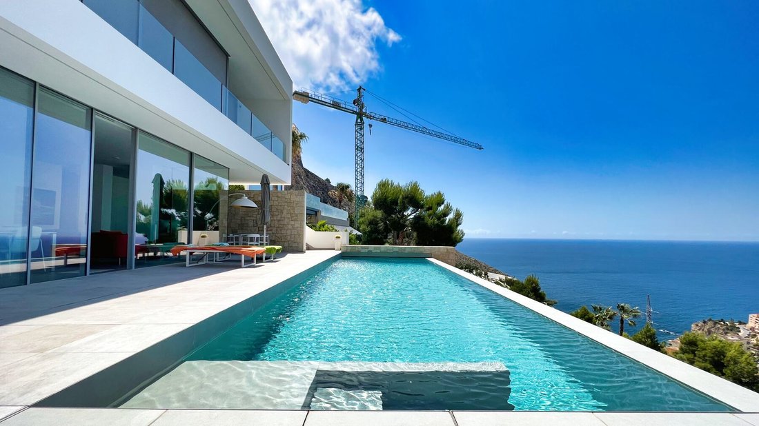 Villa in Calp / Calpe, Valencian Community, Spain 1 - 13087579