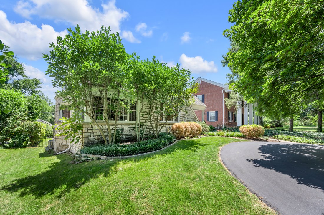 1481 Tates Creek Road In Lexington, Kentucky, United States For Sale