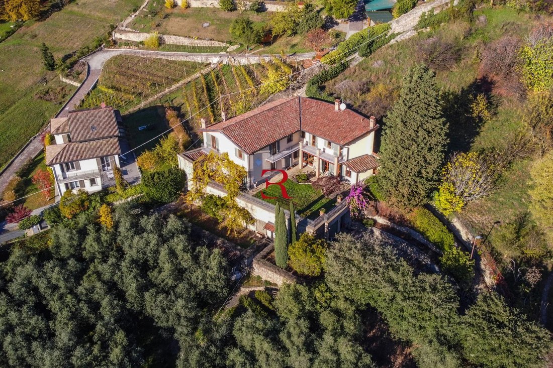 Bergamo House In Bergamo, Lombardy, Italy For Sale (12368651)