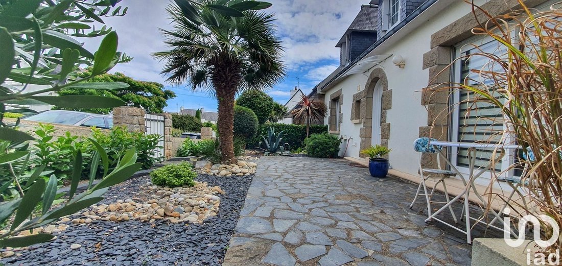 Vente Maison/Villa 8 Pièces In Concarneau, Brittany, France For Sale