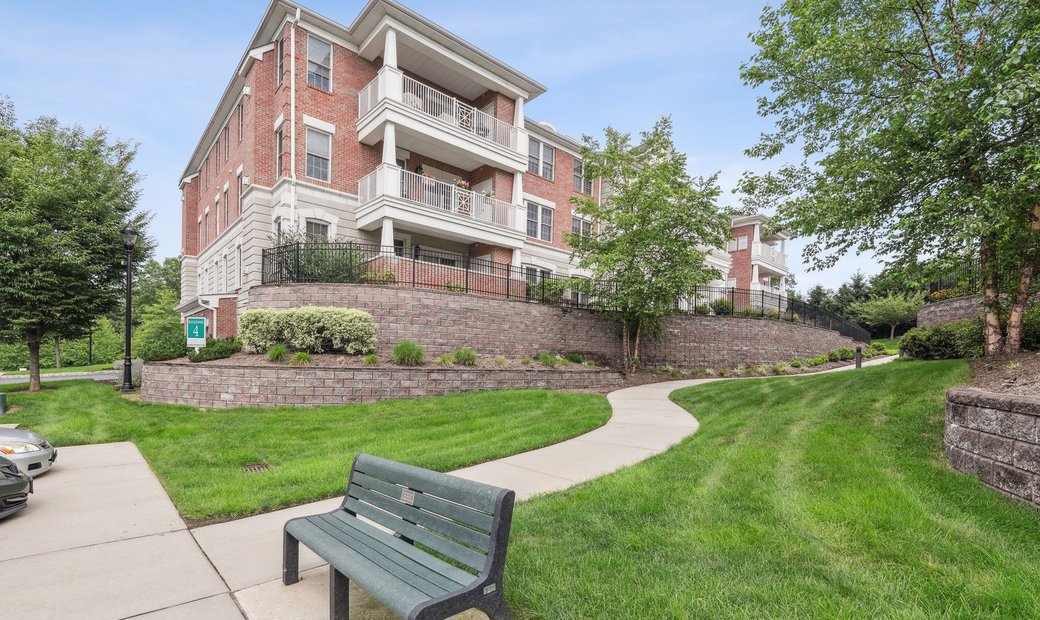 121 Four Seasons Drive, ,, Nj, 07006 In Caldwell, New Jersey, United