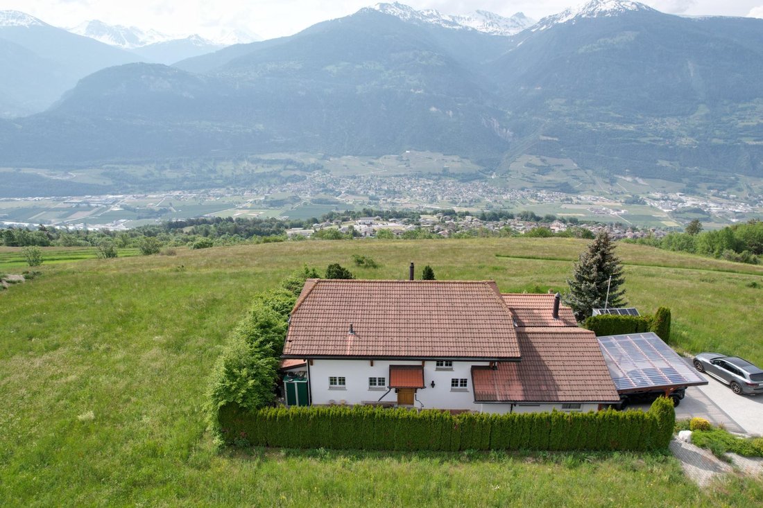 House in Crans-Montana, Valais, Switzerland 3 - 13089415