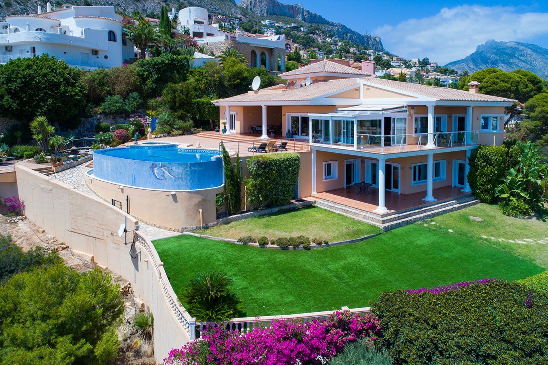 Unique And Exquisite Beachfront Mansion With Incredible In Marina Alta