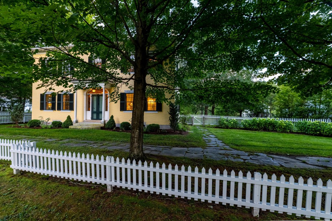 Historical "Ridge Home" In Orford In Orford, New Hampshire, United