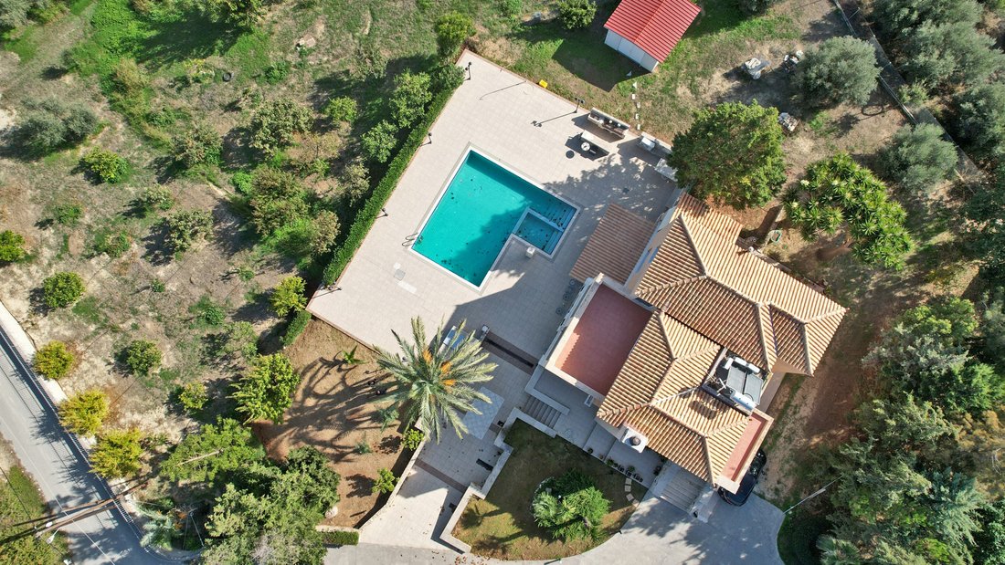 Villa For Sale In Galatas Chania. Id 0v 734 In Galatas, Greece For Sale