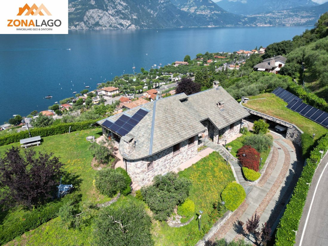 Villa In Vendita A Iseo In Iseo, Lombardy, Italy For Sale (13092589)
