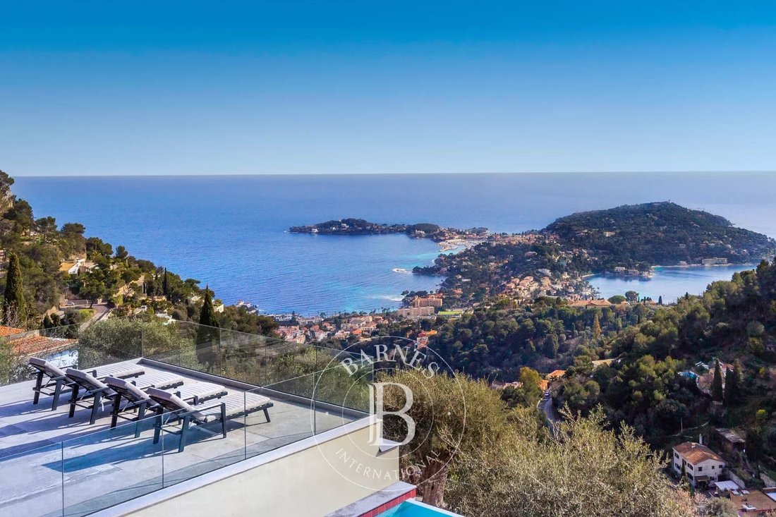 Villa in Villefranche-sur-Mer, Provence-Alpes-Côte d'Azur, France 1 - 12561019