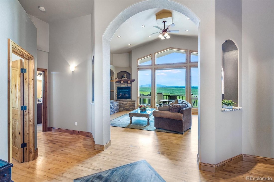 6 Bedrooms Single Family Detached In Elbert, Colorado, United States