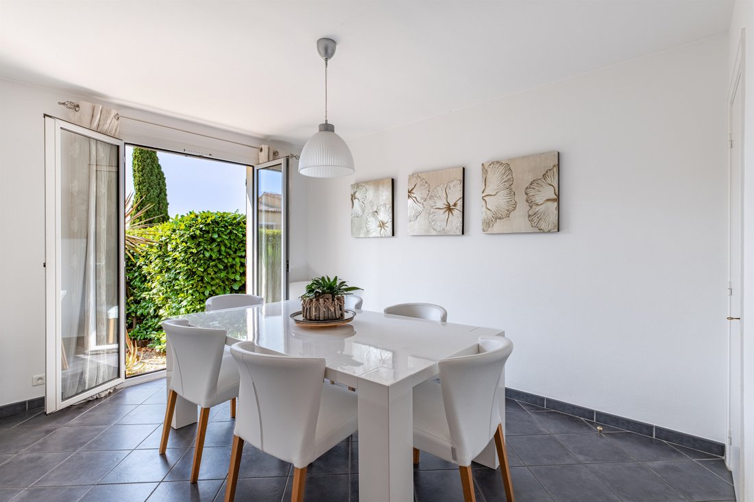 Charming 4 Bedroom House In An In Nice, Provence Alpes Côte D'azur, France For Sale (13095762)
