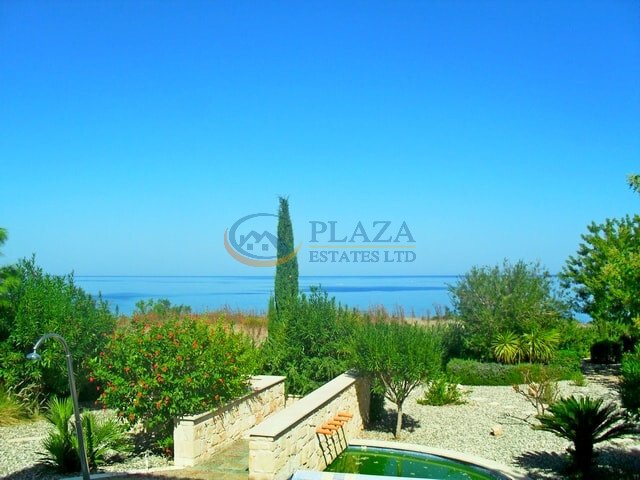 Luxury Villa In Latchi Area Just 50 M Away From The Beach In Latsi ...