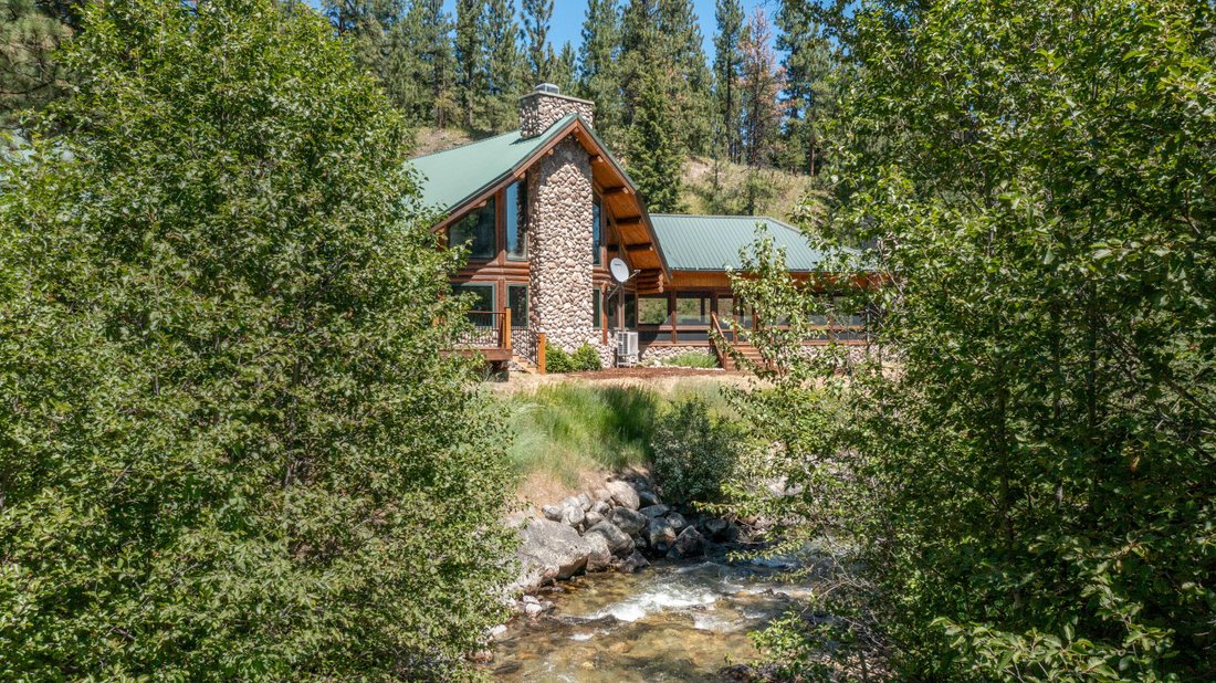 3 Bedrooms Single Family Detached In Victor, Montana, United States For