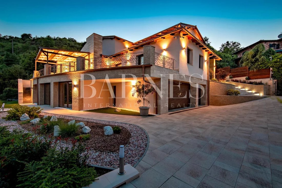 Fantastic Panoramic Villa With Pool In Budaörs, Pest County, Hungary