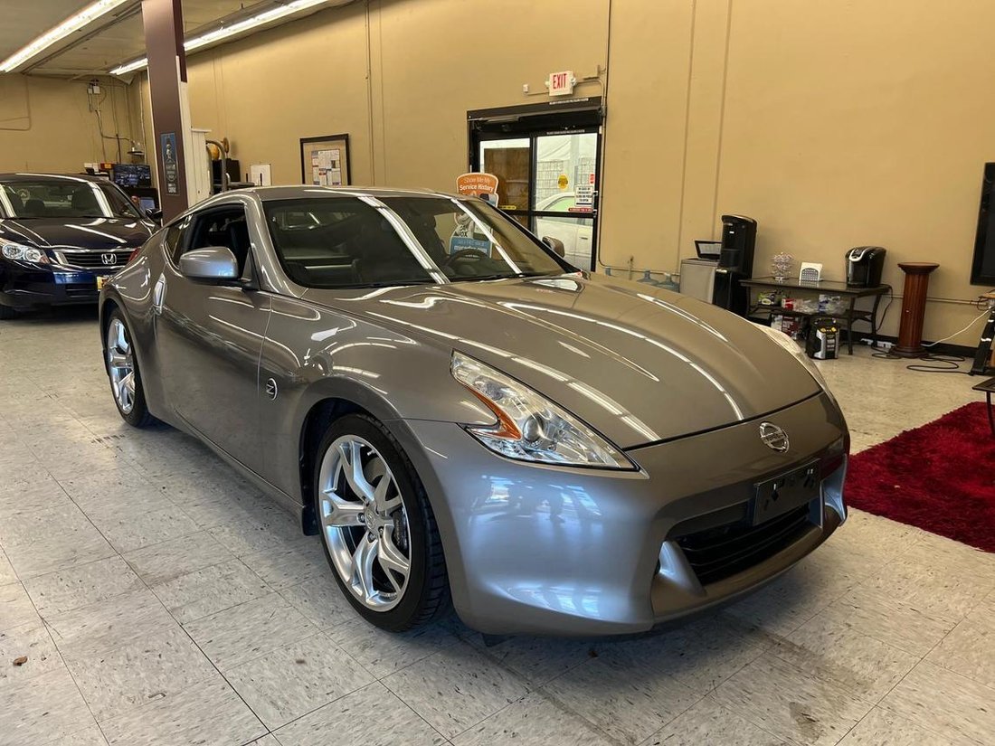 2009 nissan 370z touring coupe 2d