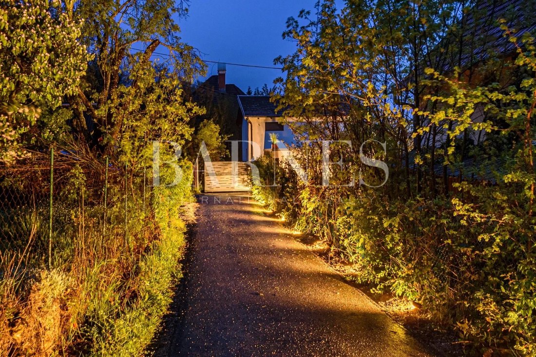 Balaton Lifestyle Combined With Elegance And Comfort In Alsóörs, Hungary For Sale (12359869)