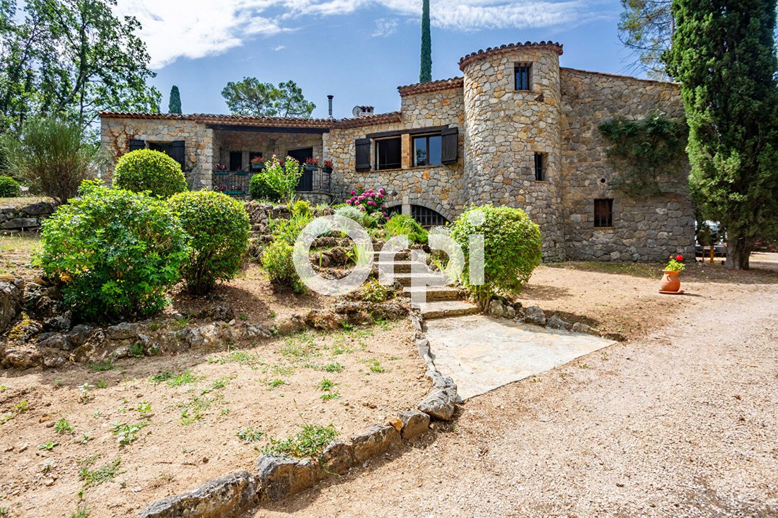 House in Fayence, Provence-Alpes-Côte d'Azur, France 1 - 13099065
